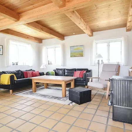 2 Bedroom Amazing In Fano *